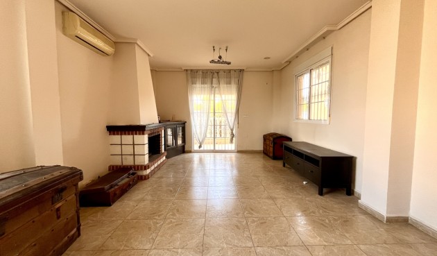 Resale - Villa -
La Zenia - Costa Blanca