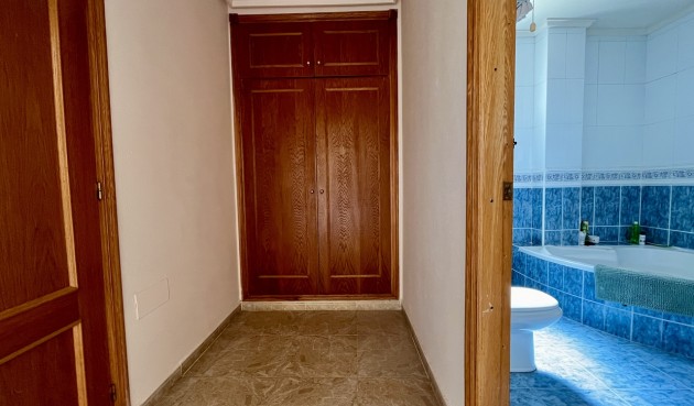 Resale - Villa -
La Zenia - Costa Blanca