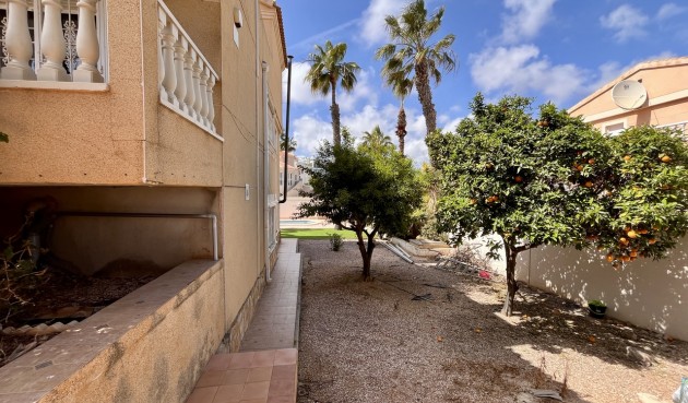 Resale - Villa -
La Zenia - Costa Blanca