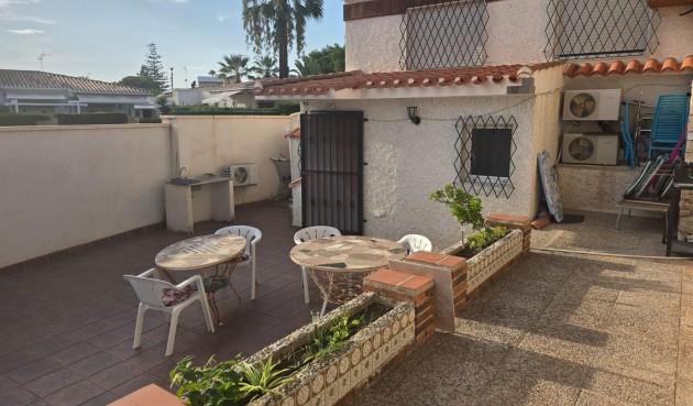 Brukt - Villa -
Orihuela Costa - Campoamor