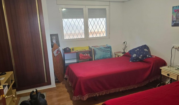 Brukt - Villa -
Orihuela Costa - Campoamor