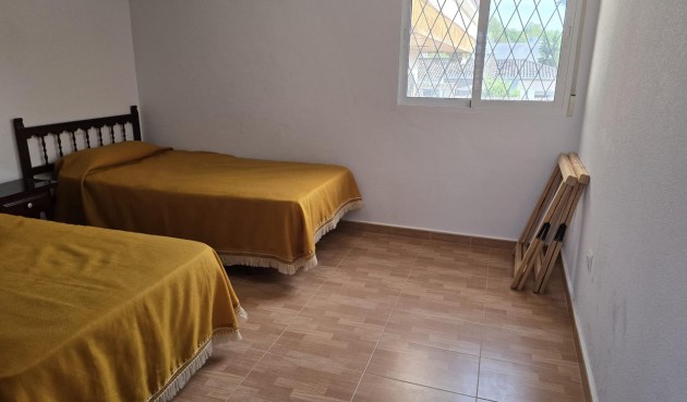 Brukt - Villa -
Orihuela Costa - Campoamor