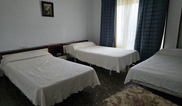 Brukt - Villa -
Orihuela Costa - Campoamor