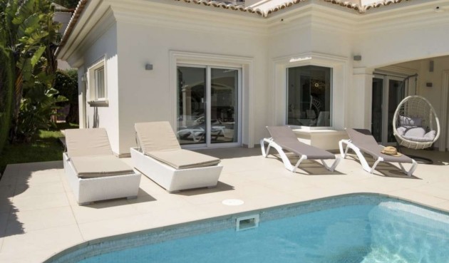 Resale - Villa -
Moraira - Costa Blanca