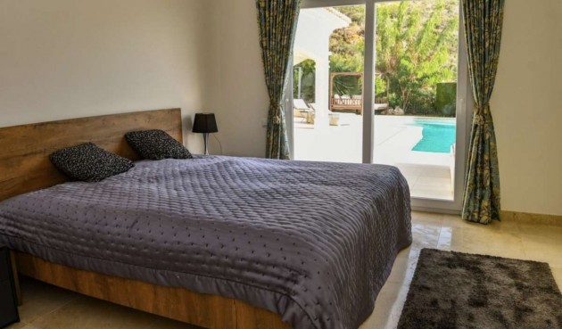 Resale - Villa -
Moraira - Costa Blanca