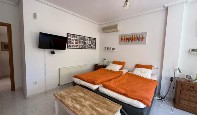 Reventa - Villa -
Orihuela Costa - Costa Blanca