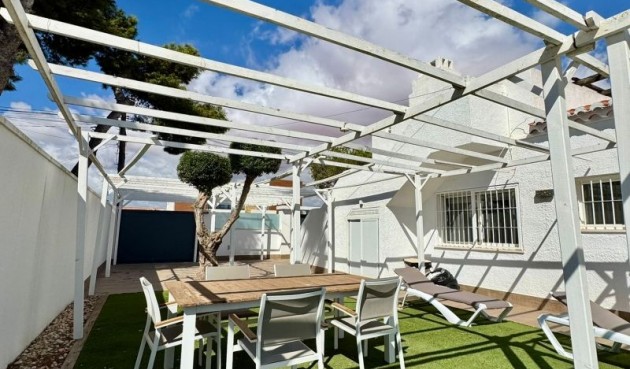 Resale - Villa -
Torrevieja - Costa Blanca