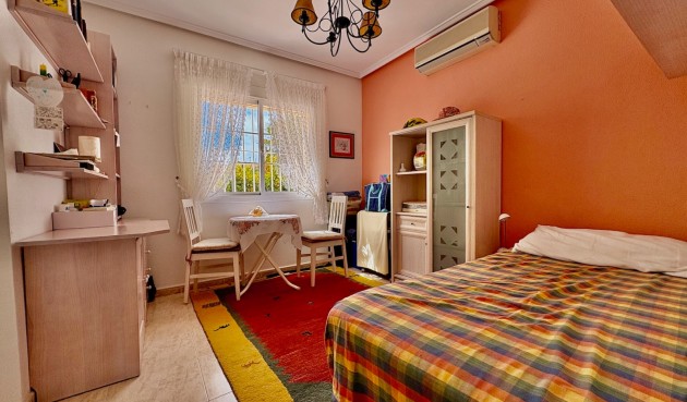 Återförsäljning - Town House -
Rojales - Inland