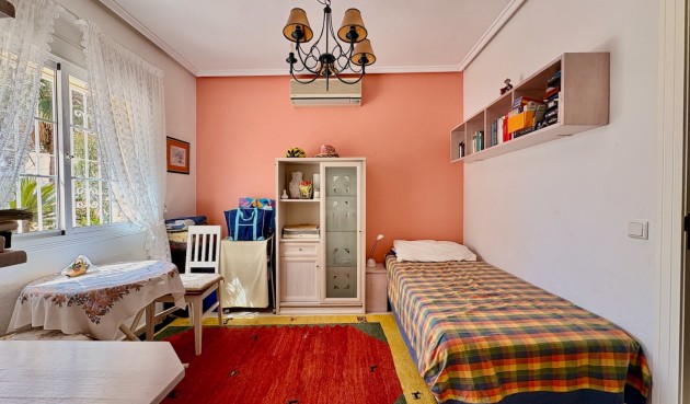 Återförsäljning - Town House -
Rojales - Inland