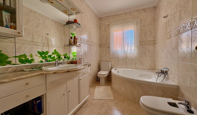 Återförsäljning - Town House -
Rojales - Inland