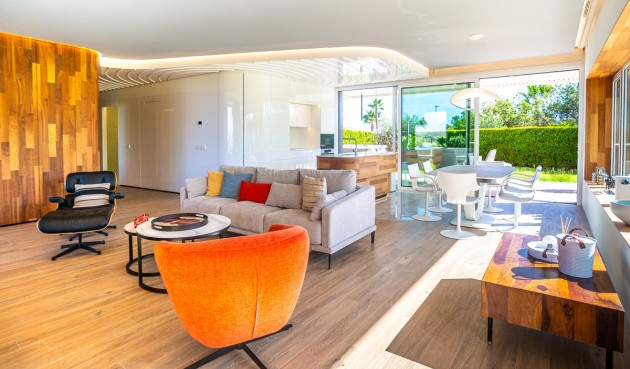 Resale - Apartment -
Las Colinas Golf - Costa Blanca