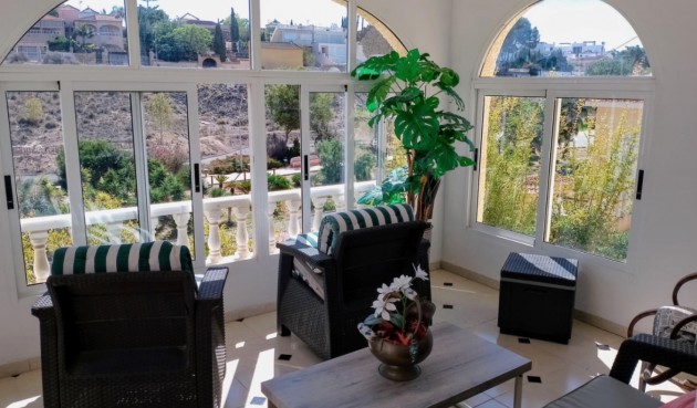 Resale - Villa -
Torrevieja - Costa Blanca