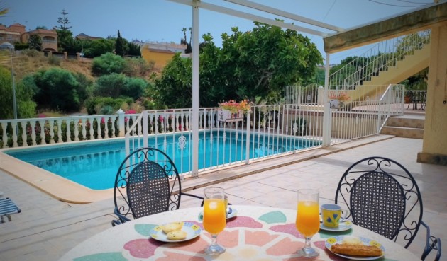 Resale - Villa -
Torrevieja - Costa Blanca