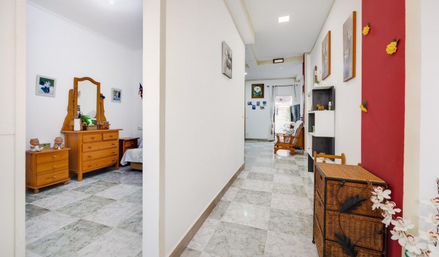 Återförsäljning - Apartment -
Torrevieja - Centro