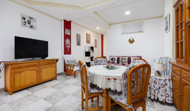 Återförsäljning - Apartment -
Torrevieja - Centro