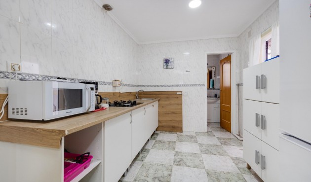 Återförsäljning - Apartment -
Torrevieja - Centro