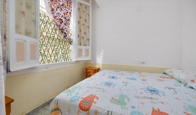 Återförsäljning - Apartment -
Torrevieja - Centro