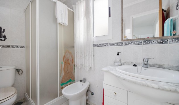 Återförsäljning - Apartment -
Torrevieja - Centro