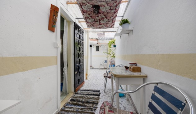 Återförsäljning - Apartment -
Torrevieja - Centro