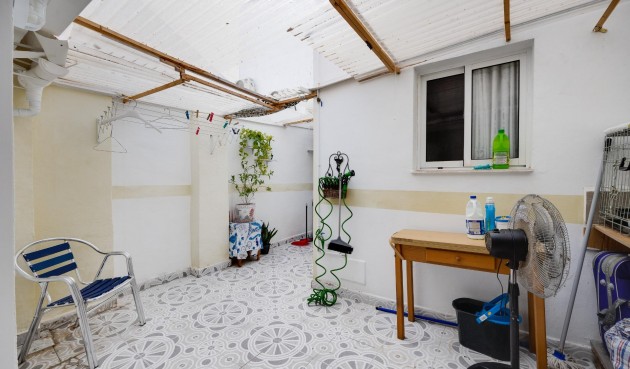 Återförsäljning - Apartment -
Torrevieja - Centro