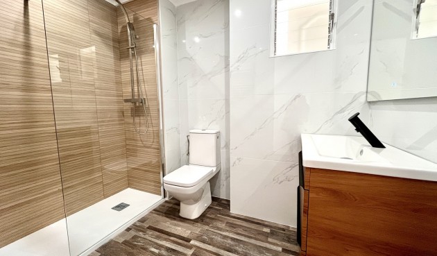 Resale - Apartment -
San Miguel de Salinas - Inland