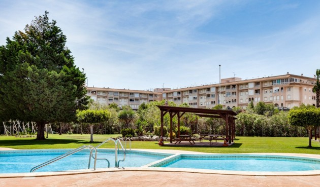 Brukt - Bungalow -
Torrevieja - Costa Blanca