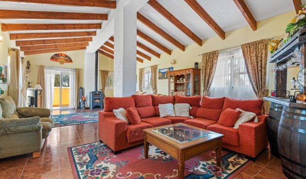 Resale - Villa -
Jacarilla - Inland