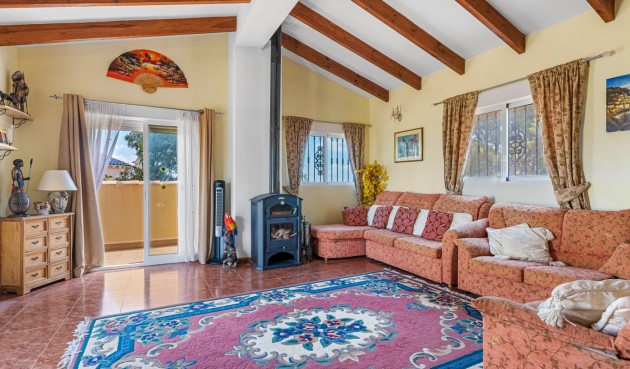 Resale - Villa -
Jacarilla - Inland