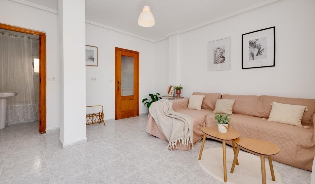 Brukt - Bungalow -
Torrevieja - Los Frutales