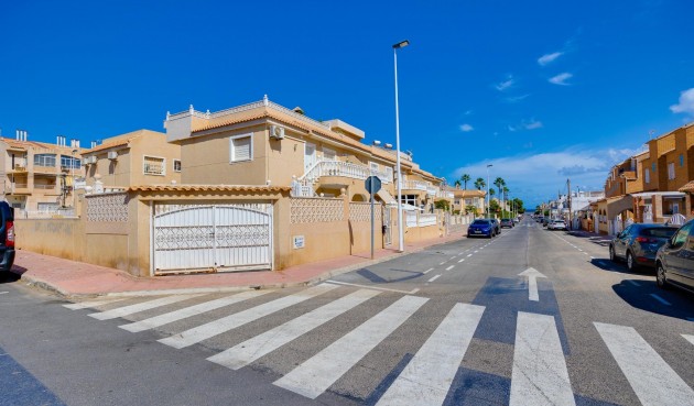 Brukt - Bungalow -
Torrevieja - Los Frutales