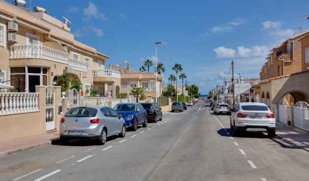 Brukt - Bungalow -
Torrevieja - Los Frutales