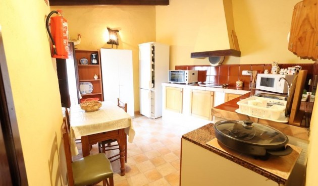 Resale - Villa -
Fortuna - Inland