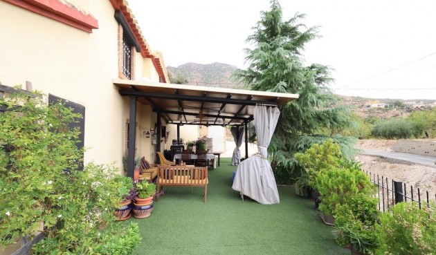 Resale - Villa -
Fortuna - Inland