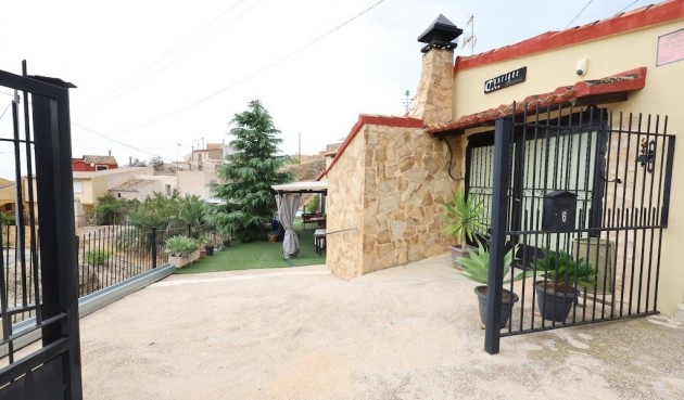 Resale - Villa -
Fortuna - Inland