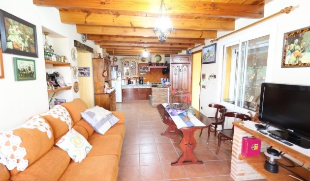 Resale - Villa -
Fortuna - Inland