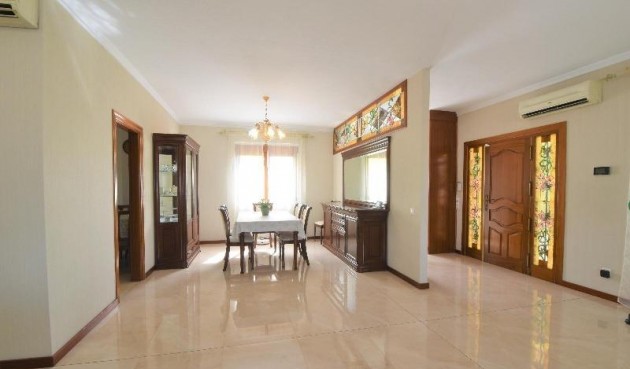 Reventa - Villa -
Ciudad Quesada