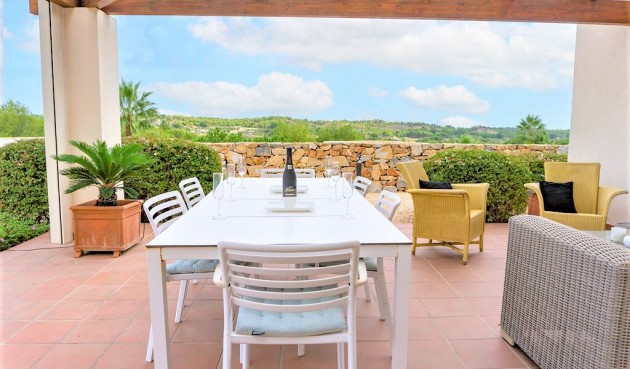 Resale - Villa -
Las Colinas Golf - Inland