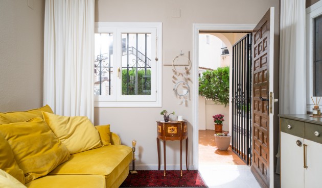 Resale - Bungalow -
Torrevieja - La Mata