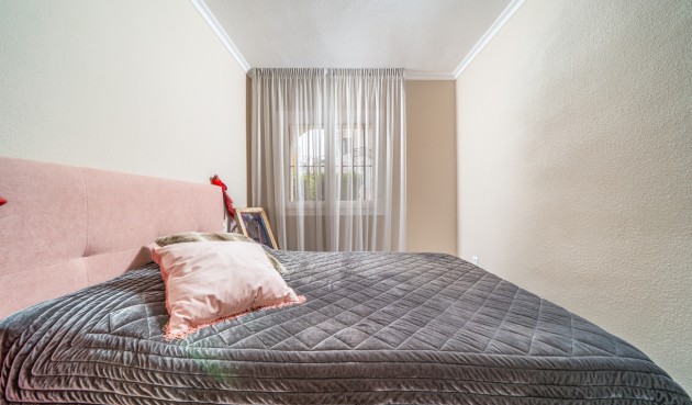 Resale - Bungalow -
Torrevieja - La Mata