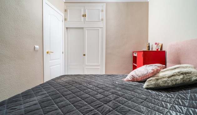 Resale - Bungalow -
Torrevieja - La Mata