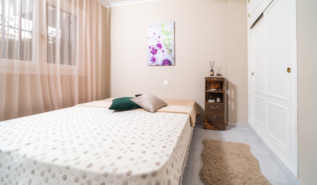 Resale - Bungalow -
Torrevieja - La Mata