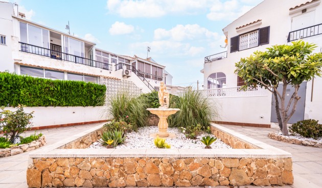 Resale - Bungalow -
Torrevieja - La Mata