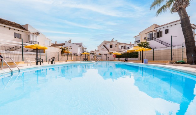 Resale - Bungalow -
Torrevieja - La Mata
