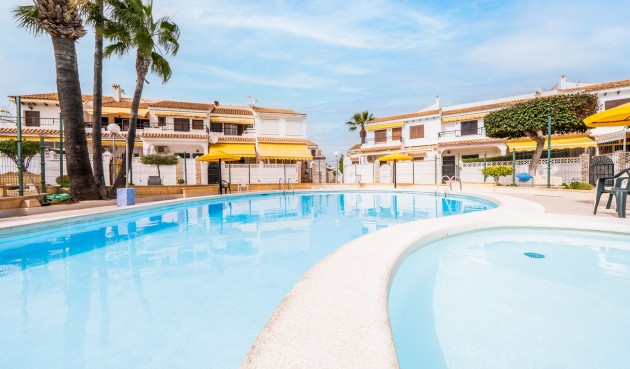 Resale - Bungalow -
Torrevieja - La Mata