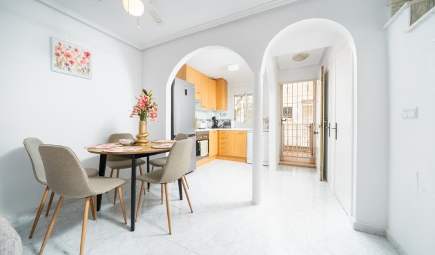 Resale - Town House -
Orihuela Costa - Los Almendros - La Florida