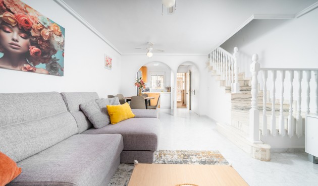 Resale - Town House -
Orihuela Costa - Los Almendros - La Florida