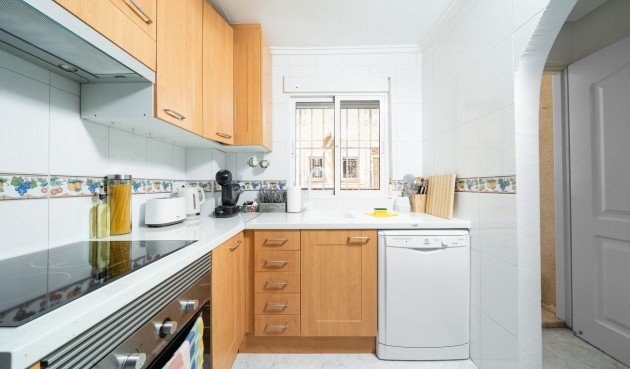 Resale - Town House -
Orihuela Costa - Los Almendros - La Florida