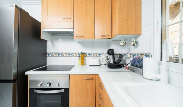 Resale - Town House -
Orihuela Costa - Los Almendros - La Florida