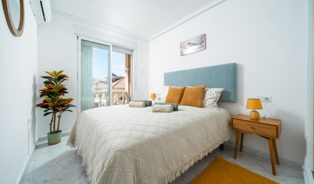 Resale - Town House -
Orihuela Costa - Los Almendros - La Florida