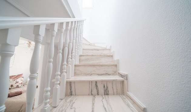 Resale - Town House -
Orihuela Costa - Los Almendros - La Florida